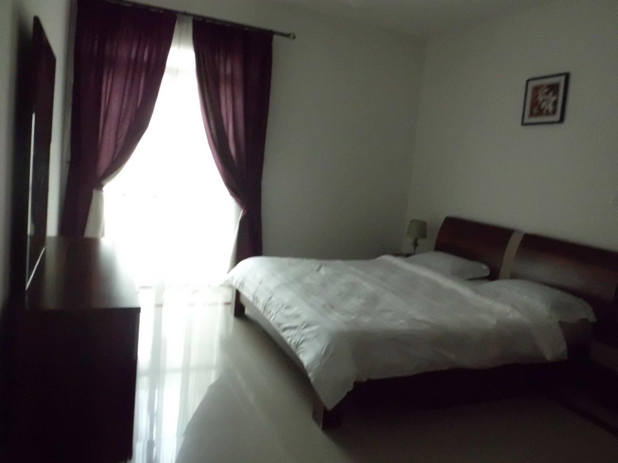 Muscat Oasis Residences Екстериор снимка